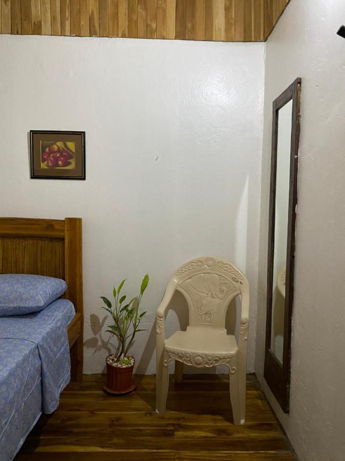 Mauras Tropical Mini Hostel & Tours Paquera Bagian luar foto