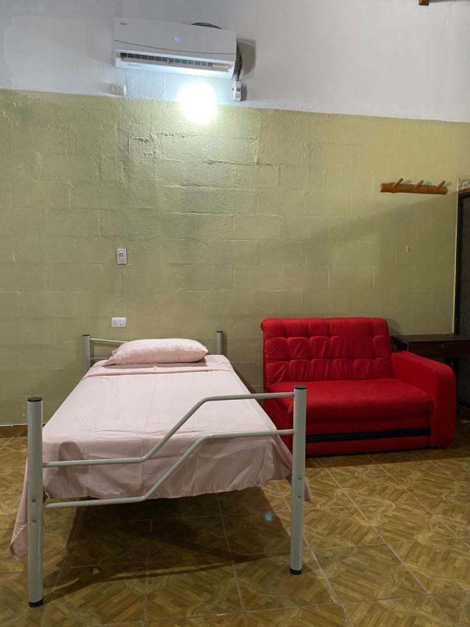Mauras Tropical Mini Hostel & Tours Paquera Bagian luar foto