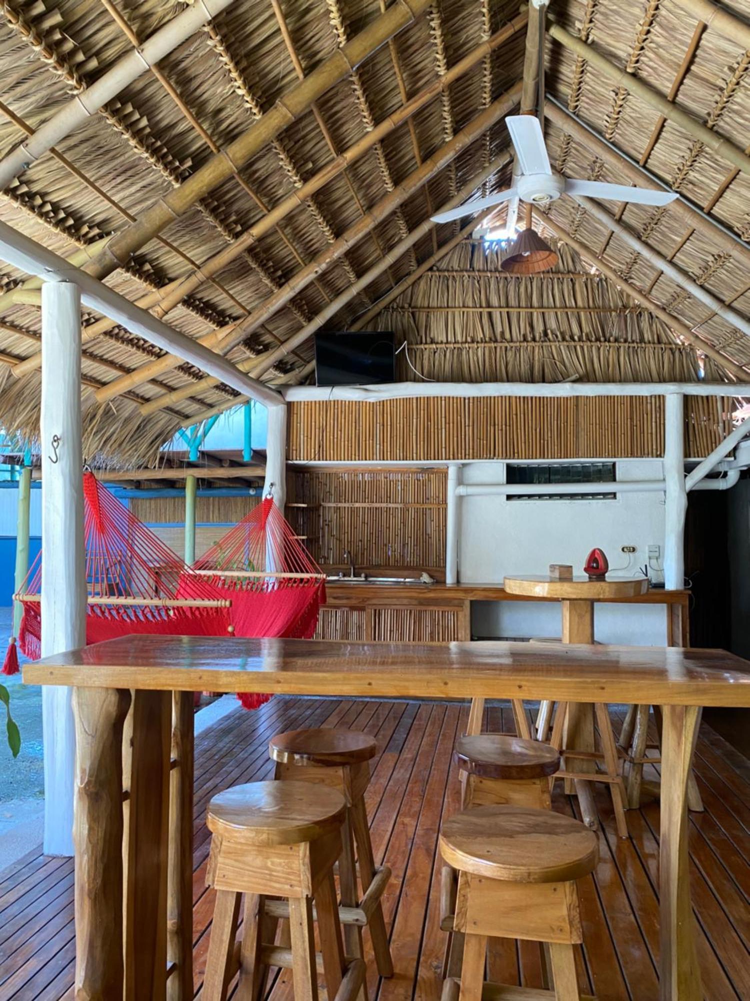 Mauras Tropical Mini Hostel & Tours Paquera Bagian luar foto