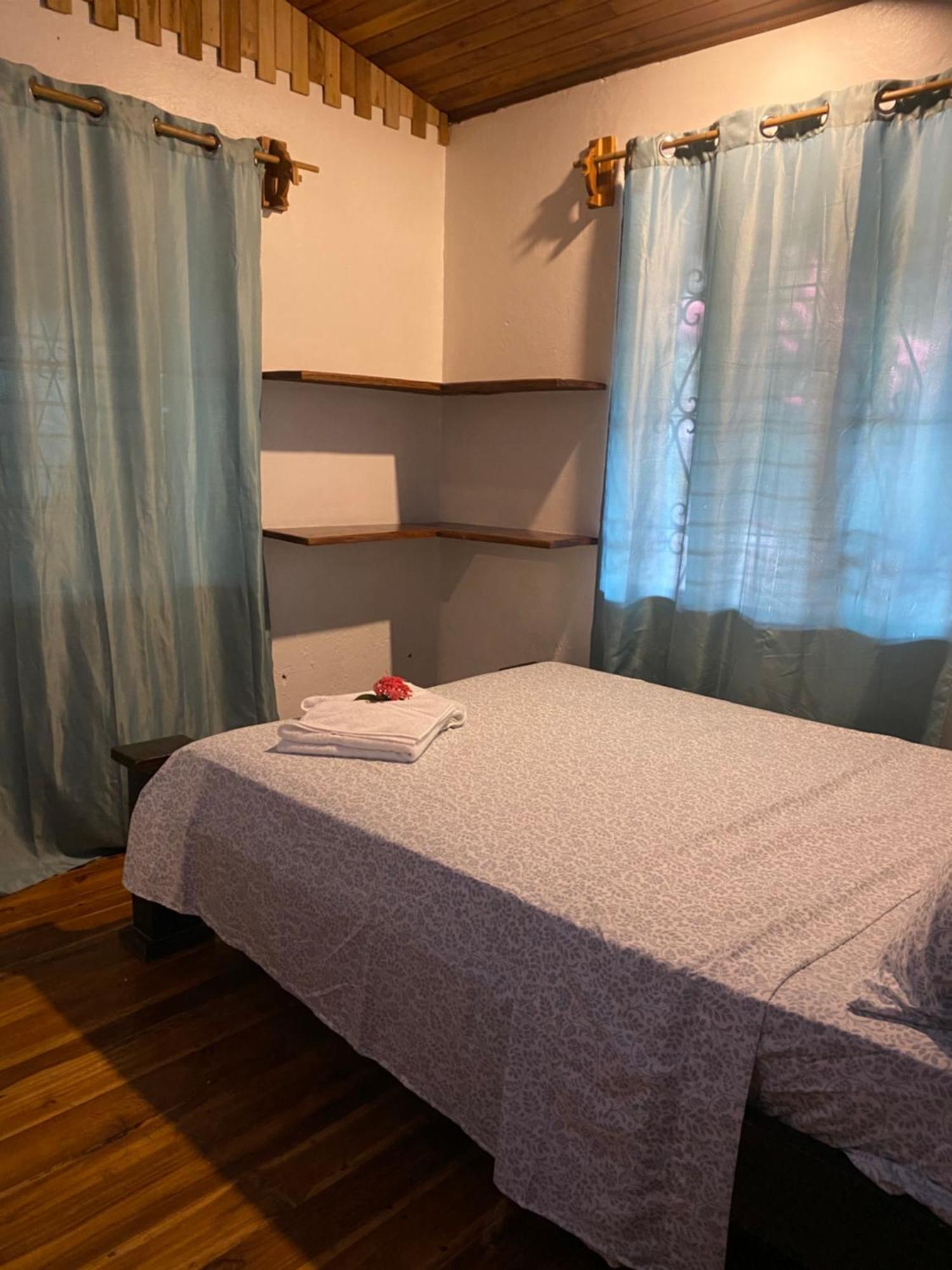 Mauras Tropical Mini Hostel & Tours Paquera Bagian luar foto